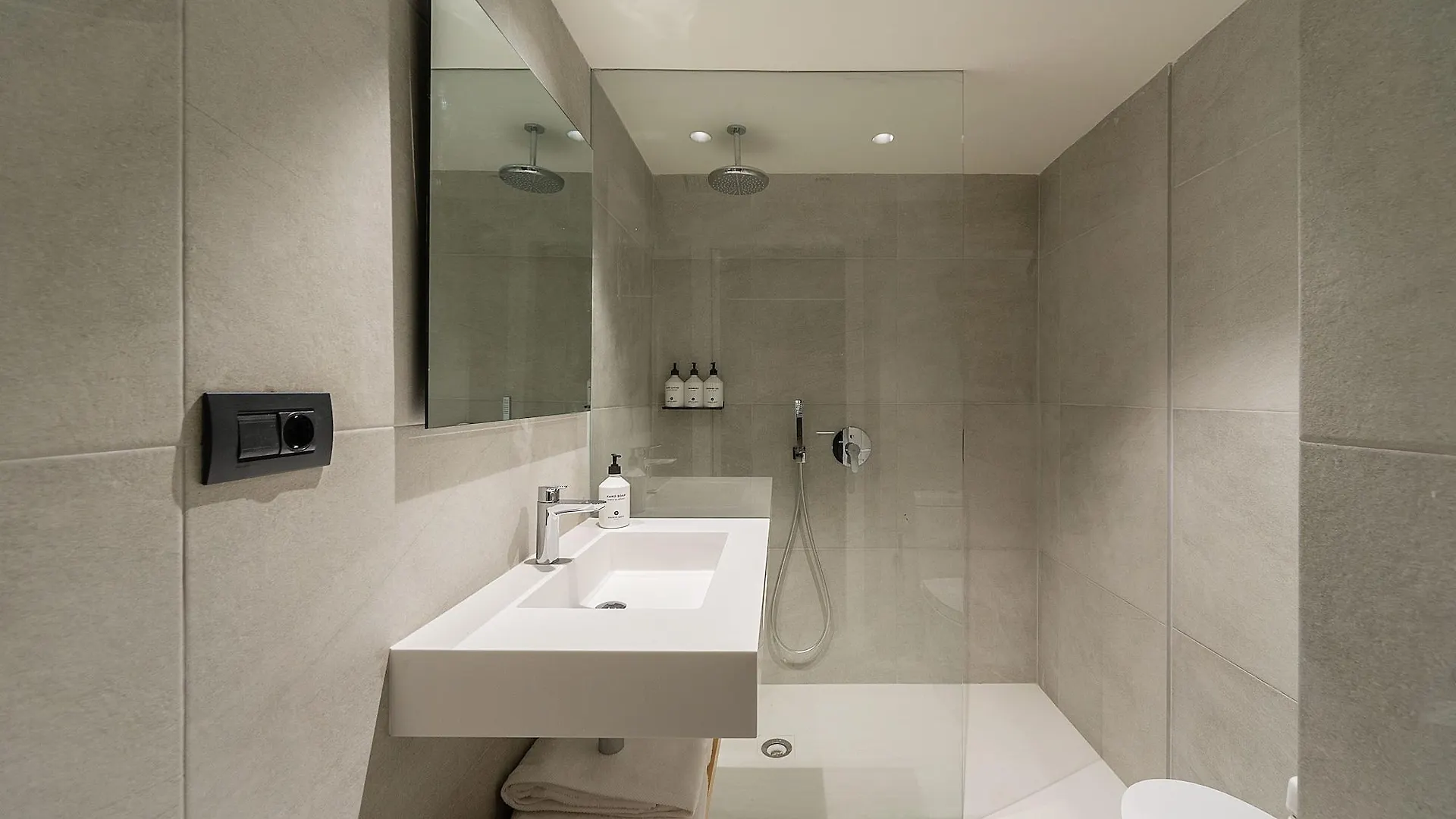 Hotel Distrito Oeste San Sebastian